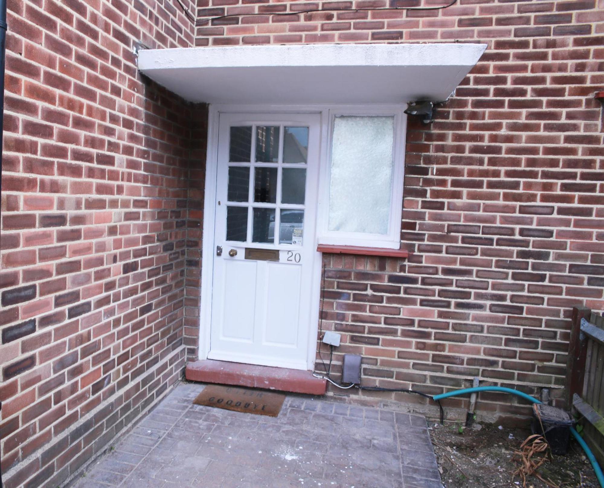 Lovely Apartment With Free Parking On Premises. London Kültér fotó