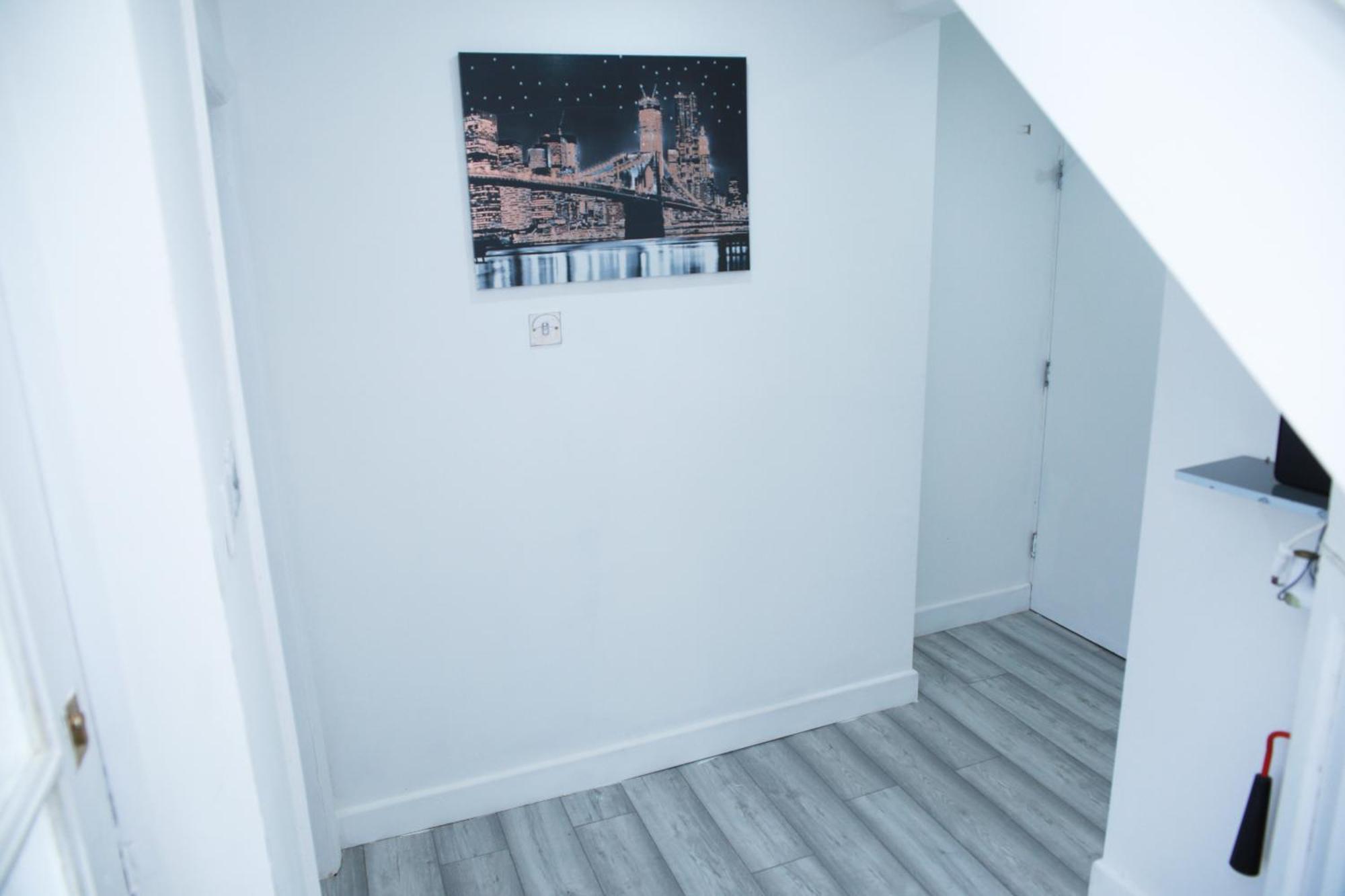 Lovely Apartment With Free Parking On Premises. London Kültér fotó