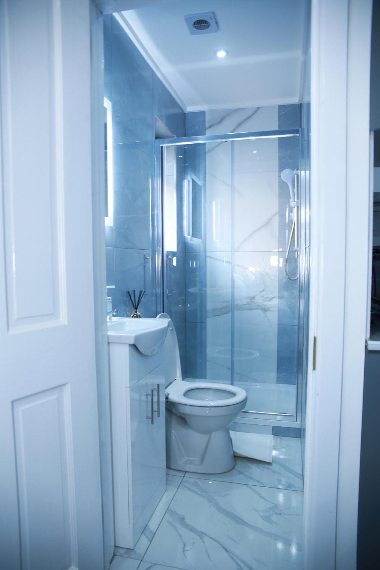 Lovely Apartment With Free Parking On Premises. London Kültér fotó
